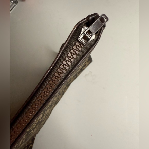 CELINE Denim Canvas Clutch Bag in Brown & Gold Celine Design & Carriages - RARE - Picture 5 of 16